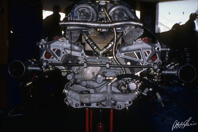 Engine_1983_France_01_PHC.jpg