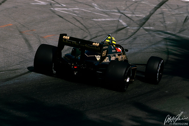Senna_1986_Italy_01_PHC.jpg
