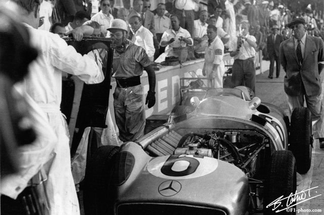 Moss_1955_Monaco_02_BC.jpg