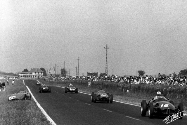 Schell-Fangio_1958_France_01_BC.jpg