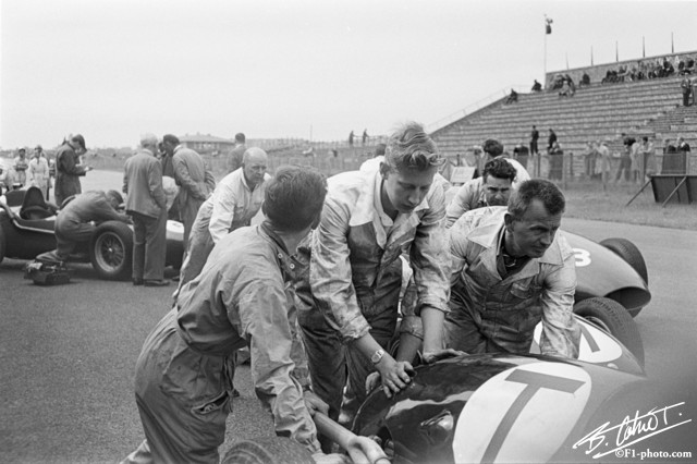 Mechanics-Cooper_1958_Holland_01_BC.jpg