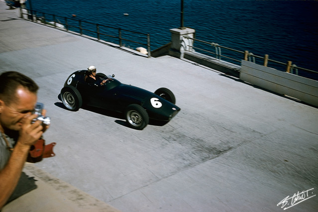 Behra-Hill-Phil_1958_Monaco_01_BC.jpg