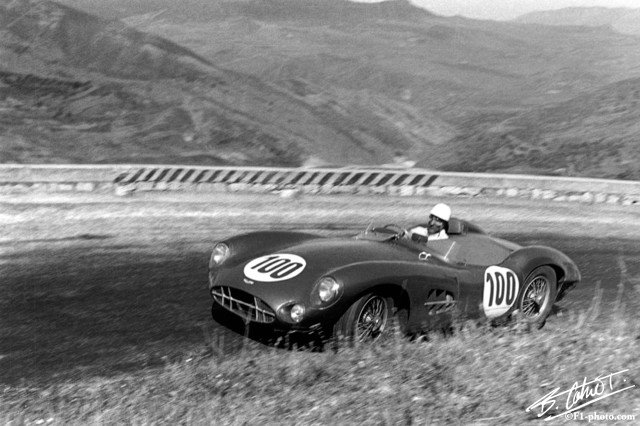 Moss_1958_Targa_02_BC.jpg