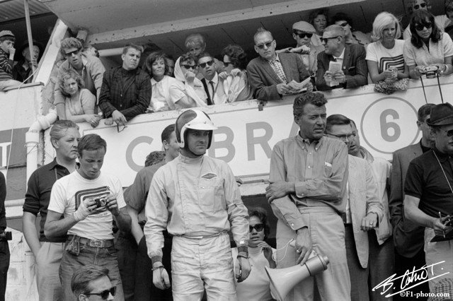 Bondurant-Shelby_1964_LeMans_01_BC.jpg