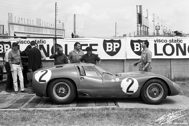 Simon-Maglioli_1964_LeMans_03_BC.jpg