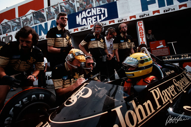 Senna_1985_Italy_01_PHC.jpg