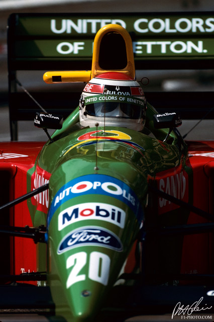 Piquet_1990_Monaco_01_PHC.jpg