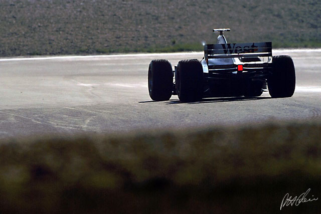 Hakkinen_1998_Nurburgring_08_PHC.jpg