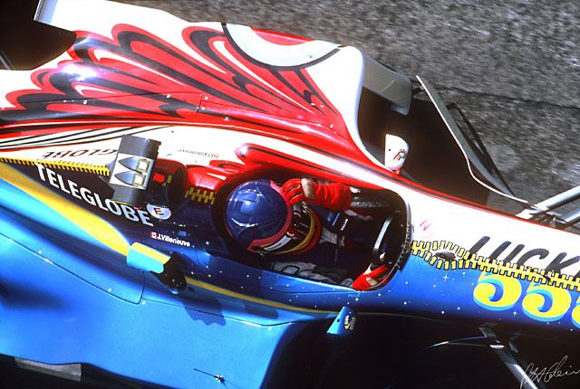 Villeneuve_1999_Imola_02_PHC.jpg