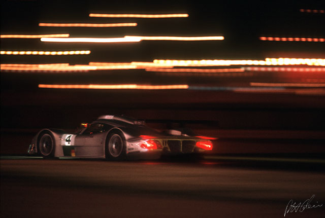 Mercedes_1999_LeMans_01_PHC.jpg