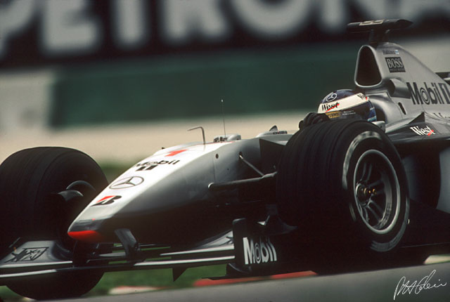 Hakkinen_1999_Malaysia_01_PHC.jpg