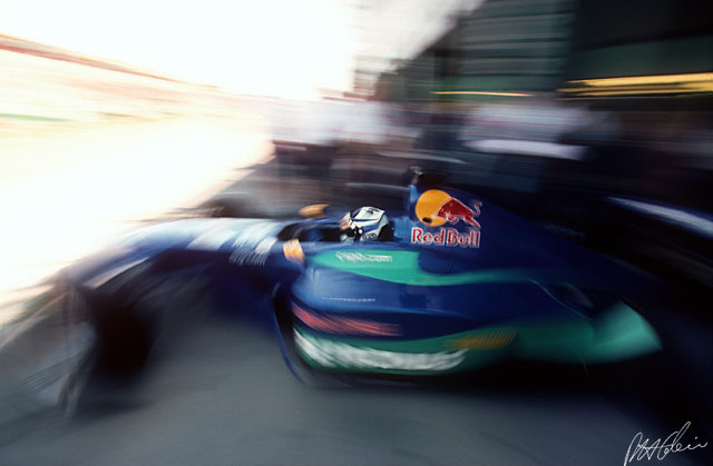 Raikkonen_2001_Australia_02_PHC.jpg