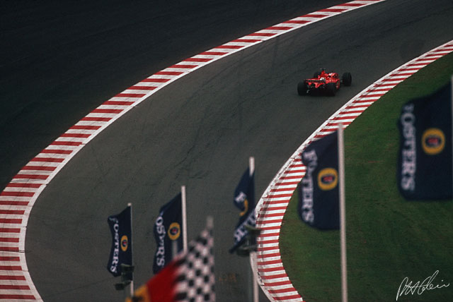 Schumacher_2001_Belgium_01_PHC.jpg