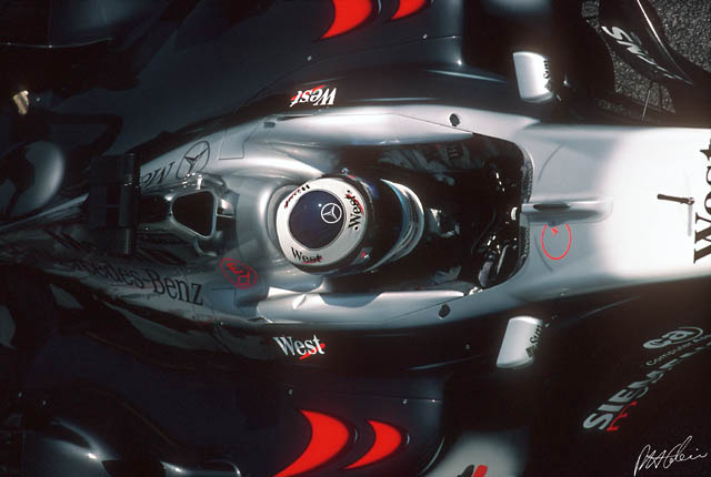 Hakkinen_2001_Imola_01_PHC.jpg