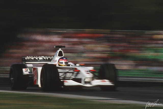 Villeneuve_2002_Imola_01_PHC.jpg