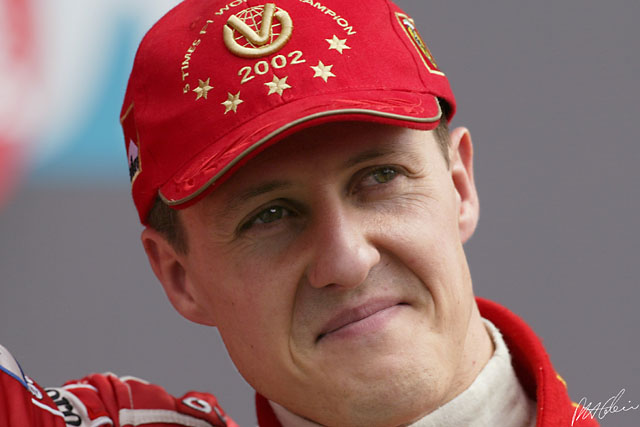 Schumacher_2002_Italy_01_PHC.jpg