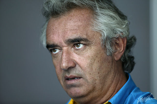 Briatore_2003_Australia_01_PHC.jpg