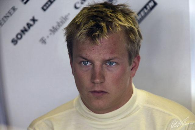 Raikkonen_2004_Imola_02.jpg