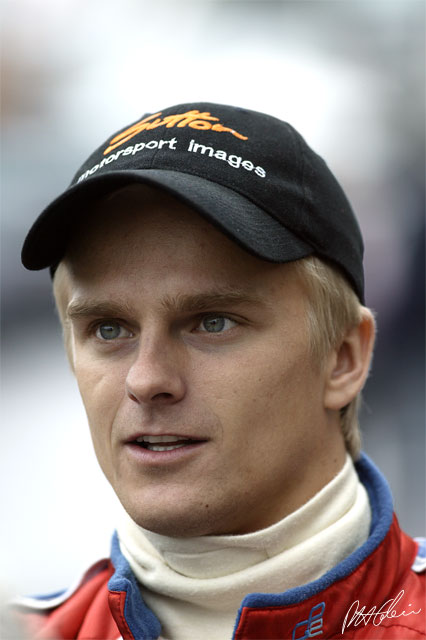 Kovalainen_2005_Belgium_01_PHC.jpg