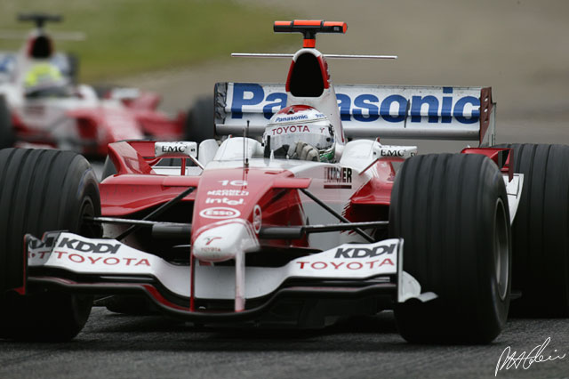 Trulli-Ralf_2005_Imola_01_PHC.jpg