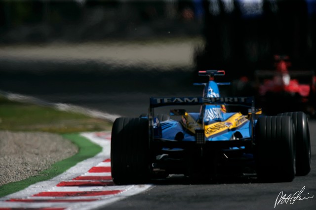 Alonso_2006_Italy_04_PHC.jpg