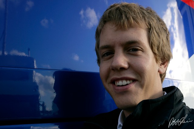 Vettel_2007_England_01_PHC.jpg