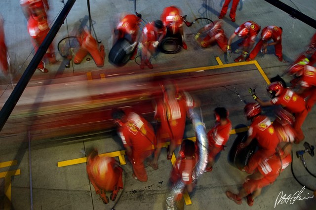 Ferrari-Pitstop_2008_Japan_01_PHC.jpg