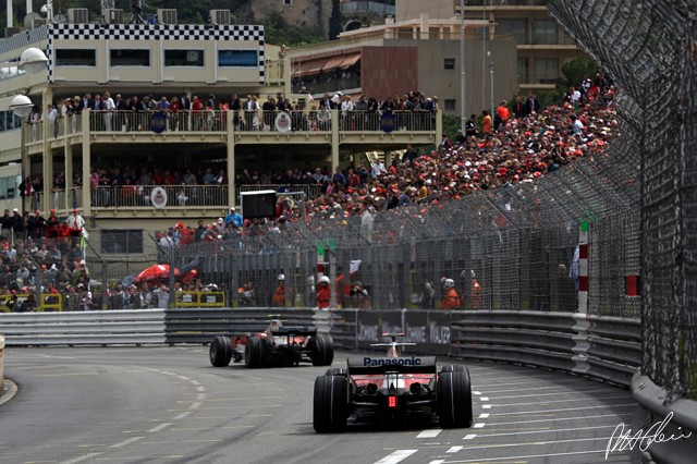 Trulli-Glock_2008_Monaco_01_PHC.jpg