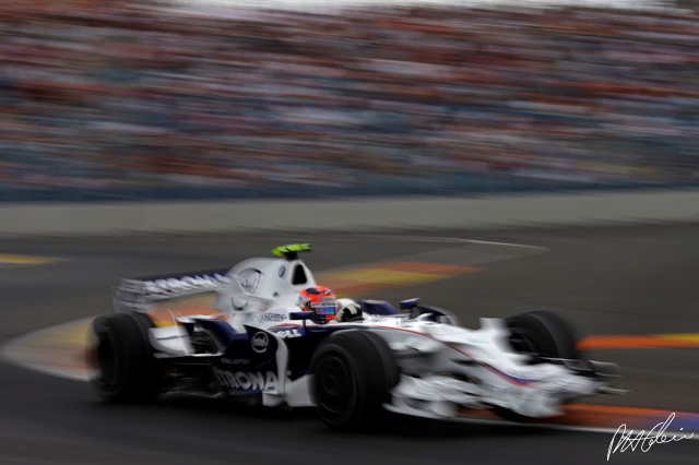 Kubica_2008_Valencia_03_PHC.jpg