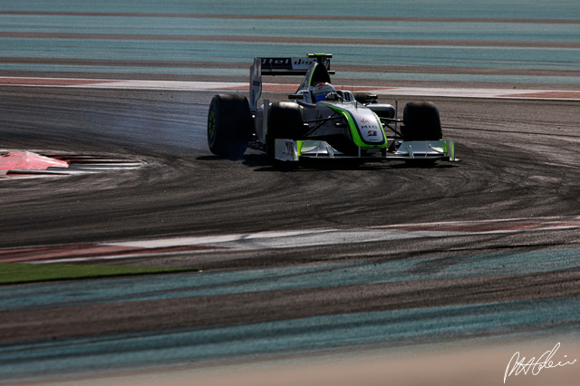 Barrichello_2009_Abu-Dhabi_03_PHC.jpg