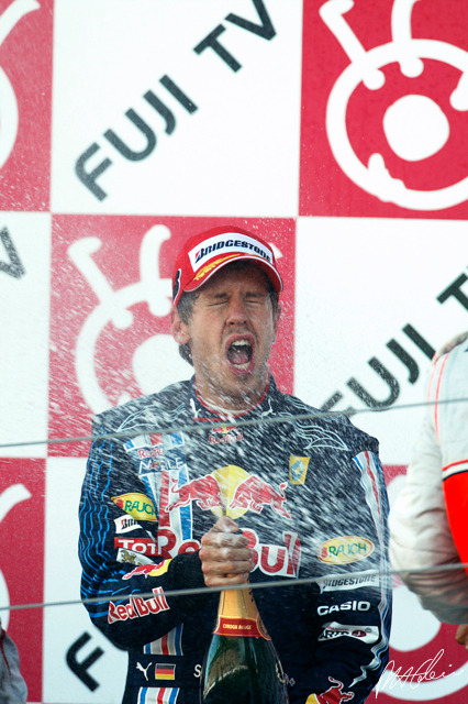 Vettel_2009_Japan_24_PHC.jpg