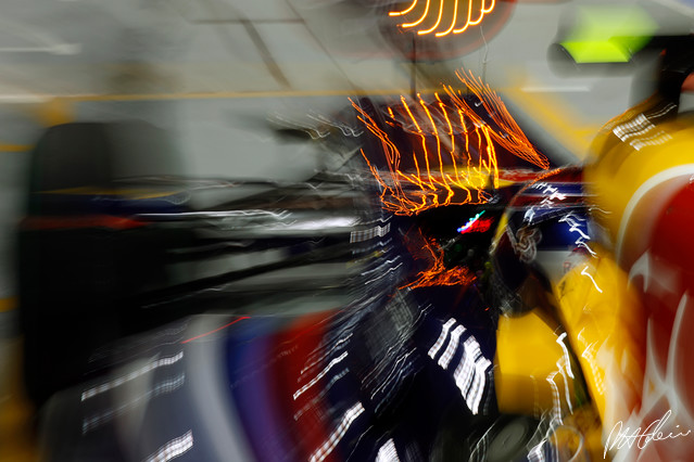 Vettel_2009_Singapore_09_PHC.jpg