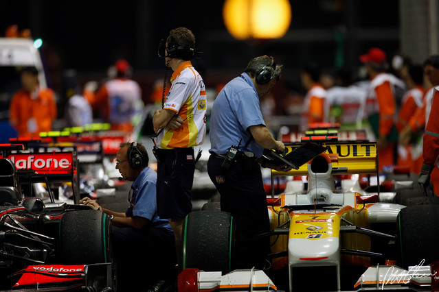 Victory-Parc-ferme_2009_Singapore_01_PHC.jpg