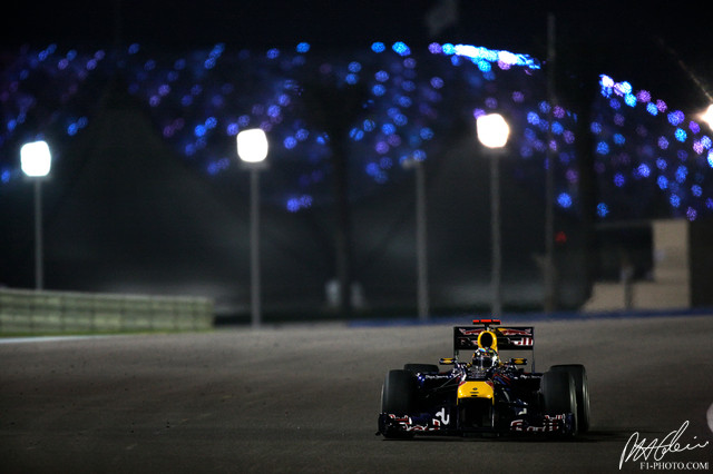 Vettel_2010_AbuDhabi_19_PHC.jpg