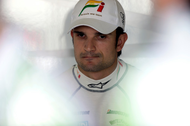 Liuzzi_2010_Australia_02_PHC.jpg