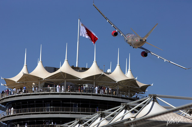 Atmosphere_2010_Bahrain_07_PHC.jpg