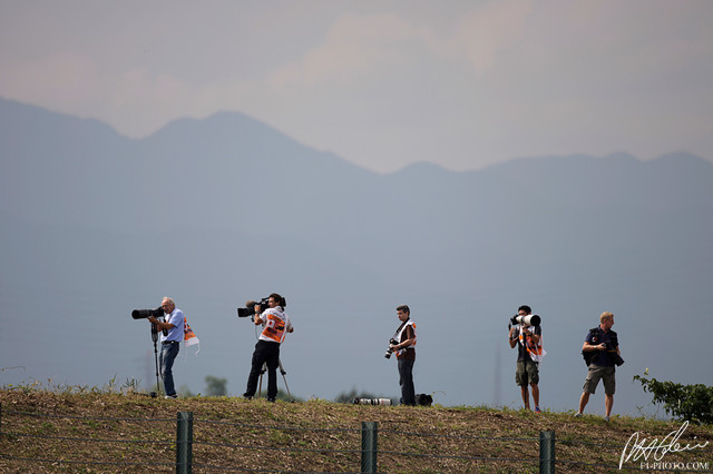 Photographers_2010_Japan_01_PHC.jpg