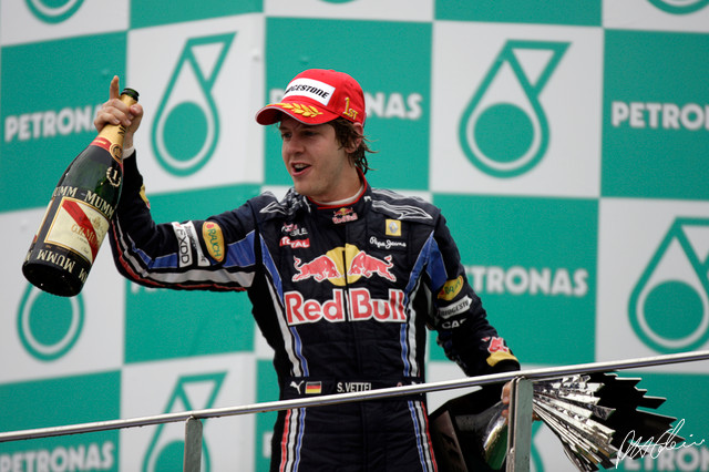 Vettel_2010_Malaysia_12_PHC.jpg