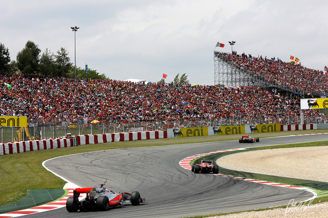 Hamilton-Alonso-Button_2010_Spain_01_PHC.jpg