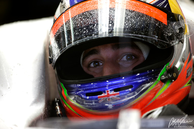 Ricciardo_2011_Belgium_01_PHC.jpg