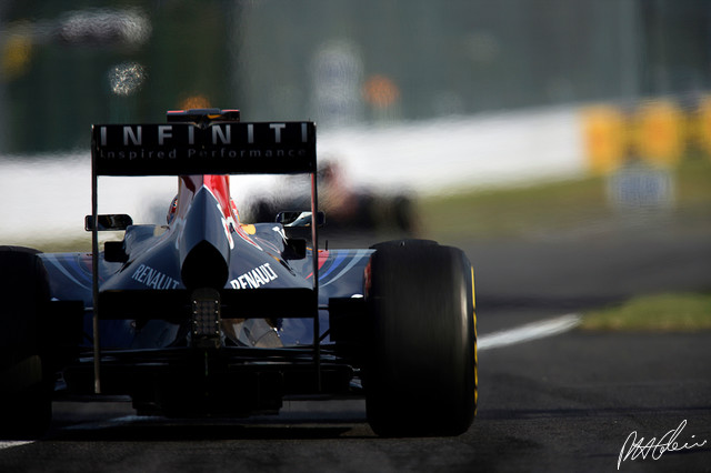 Vettel_2011_Japan_05_PHC.jpg