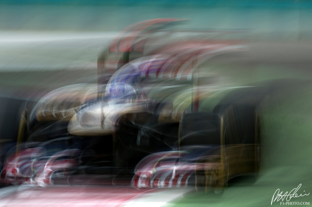 Ricciardo_2012_Hungary_05_PHC.jpg