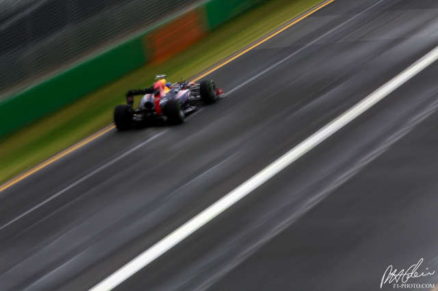 Vettel_2013_Australia_12_PHC.jpg