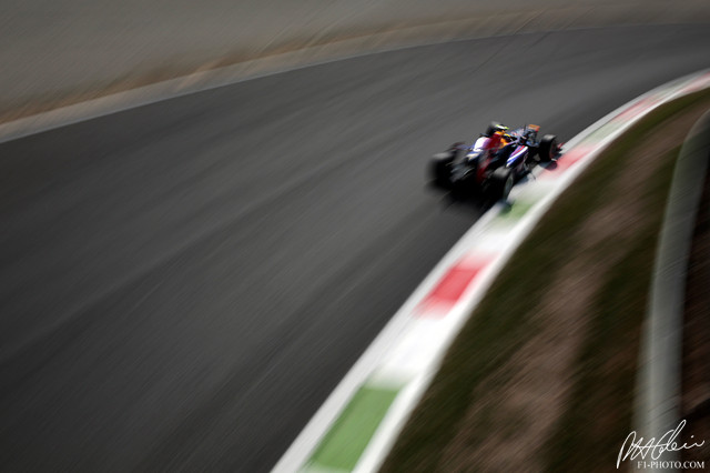 Webber_2013_Italy_03_PHC.jpg