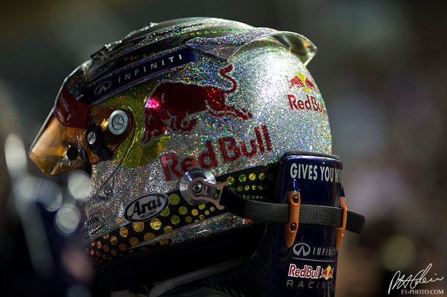 Vettel_2013_Singapore_08_PHC.jpg