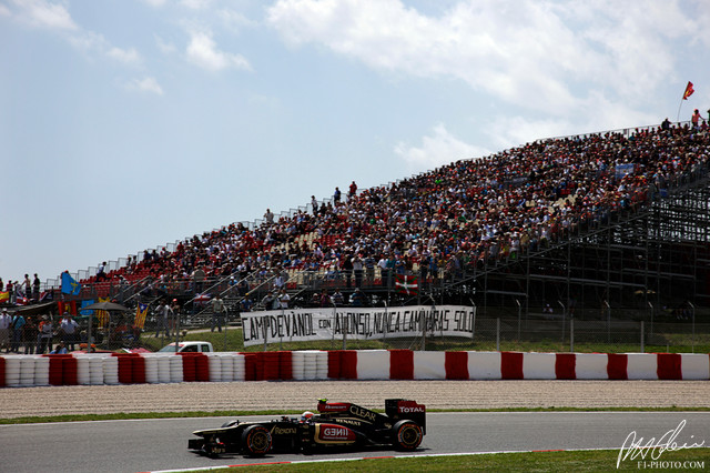 Grosjean_2013_Spain_02_PHC.jpg