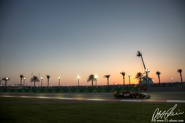 Hulkenberg_2014_AbuDhabi_04_PHC.jpg