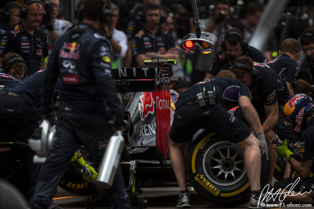 Ricciardo_2014_Monaco_03_PHC.jpg