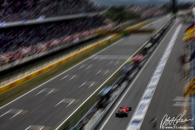 Vettel_2015_Spain_08_PHC.jpg