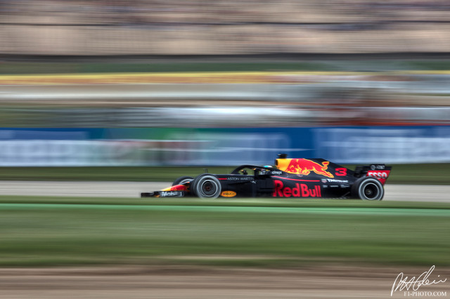 Ricciardo_2018_Spain_03_PHC.jpg